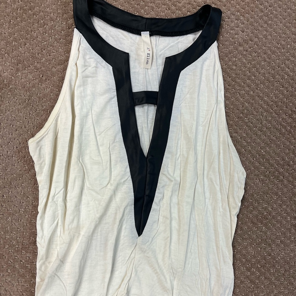 Black & White A+ Ellen Top small